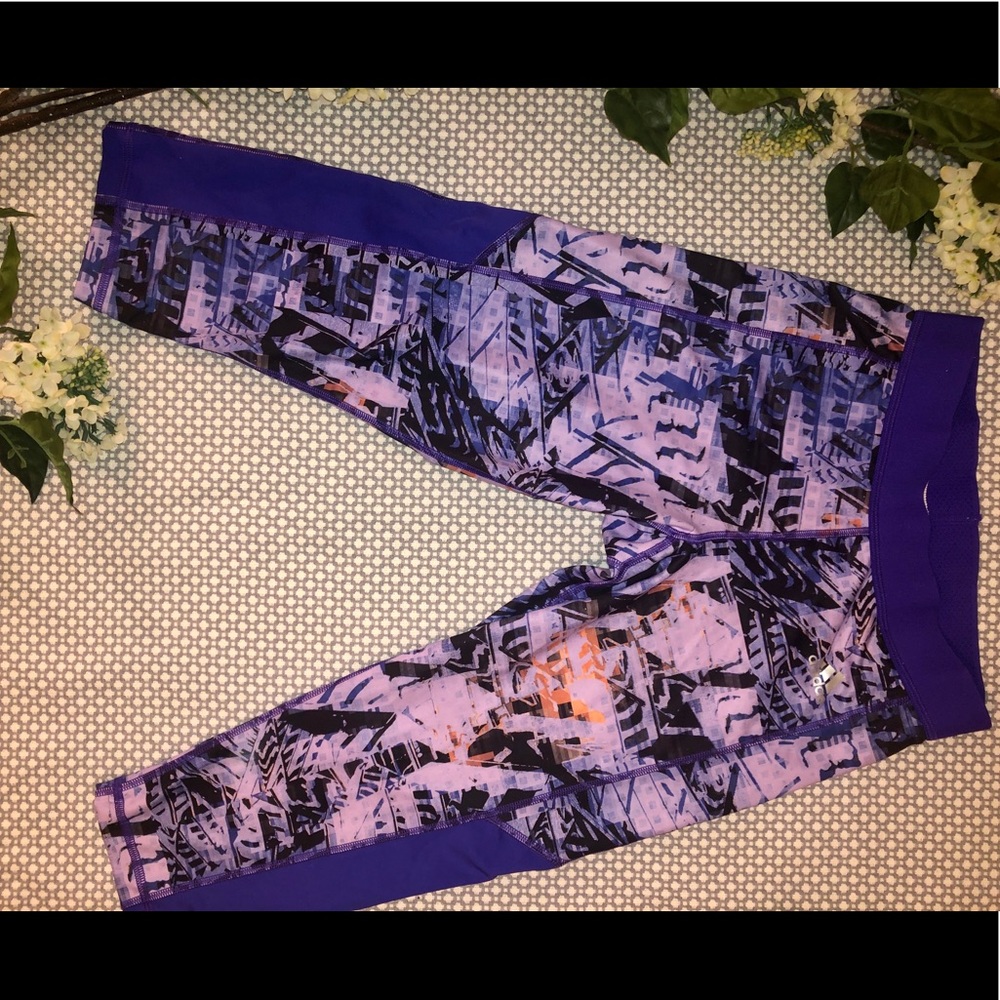Workout Compression Pants - Picture 2 of 4